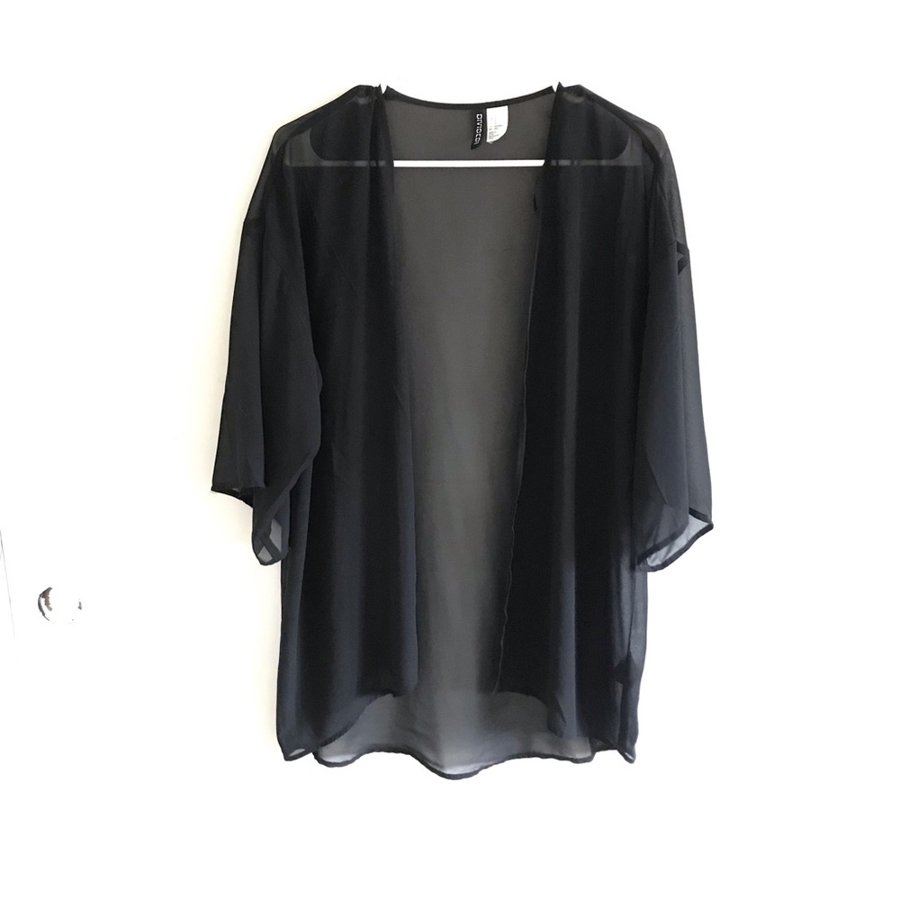 Black kimono